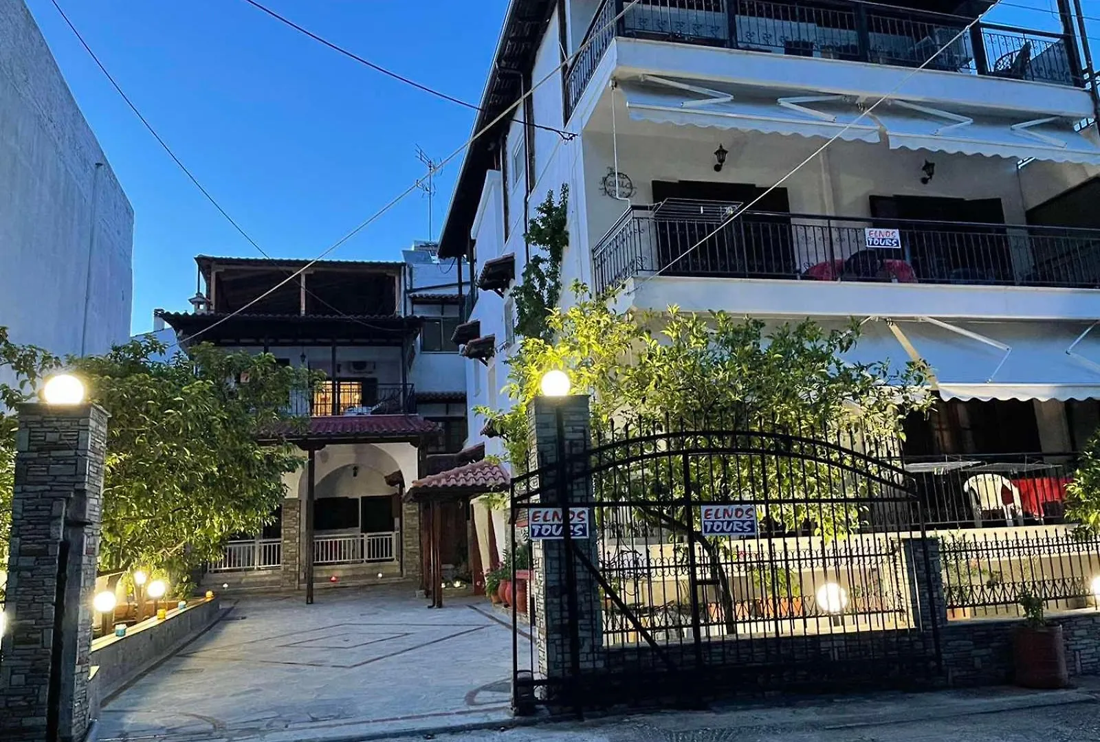 Eva Maria Apartment Metamorfosi  Greece